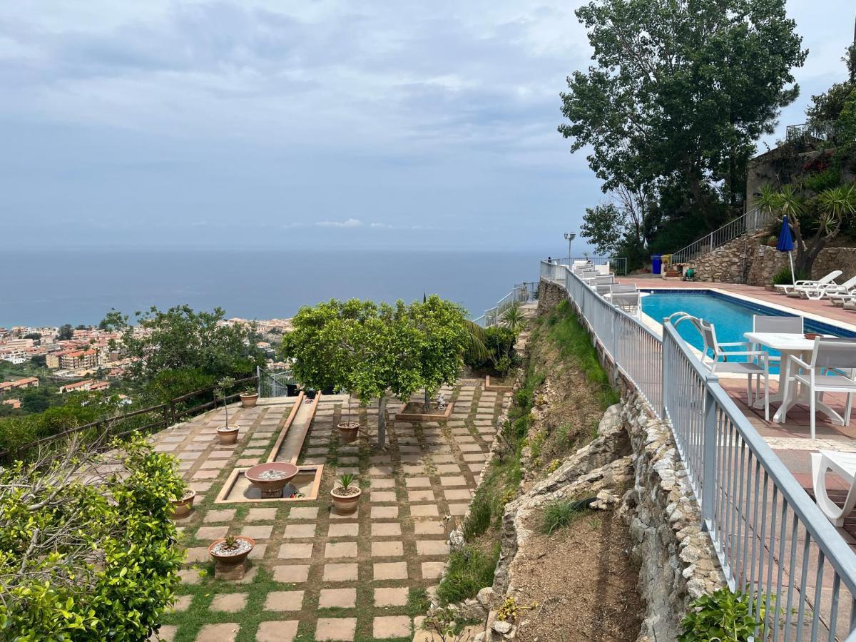 Villa Del Conte Tropea Exterior foto